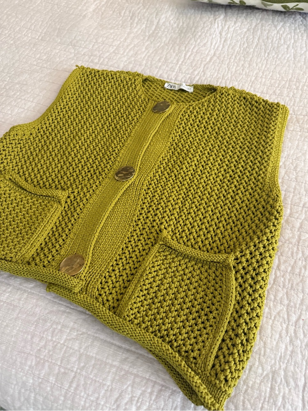 ZARA Chunky Knit Button Vest Cardigan Olive Green Gold Buttons Size M - Picture 3 of 7